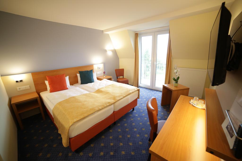 Berghotel Tambach Экстерьер фото